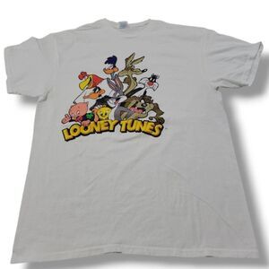 Looney Tunes Shirt Size Large Delta Pro Weight Graphic Print T-Shirt Bugs Bunny